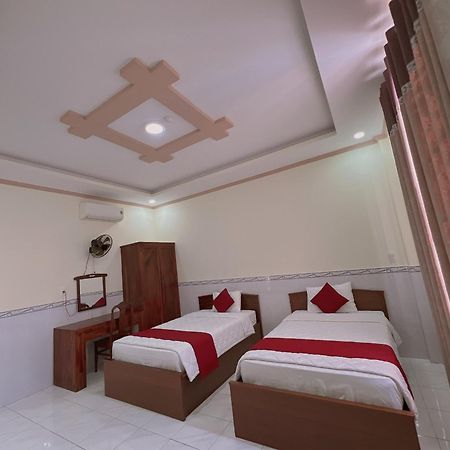 Hoang Duc Hotel Chau Doc Dış mekan fotoğraf